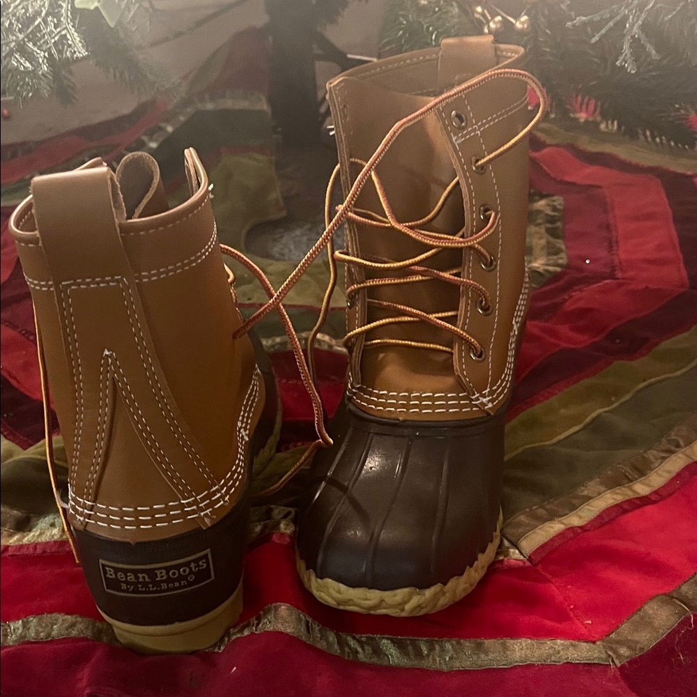 Mens L.L. Bean Waterproof Boots Like new - condition Brown and Tan
